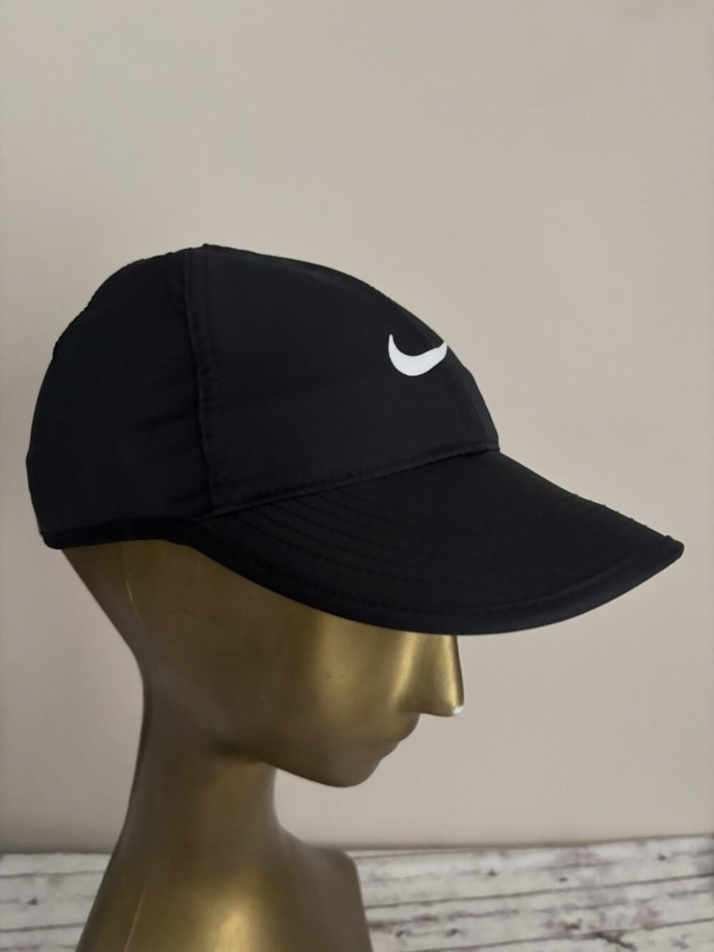 Nike Dri Fit Featherlight Hat‎ Black Adjustable Strap Golf Tennis Running